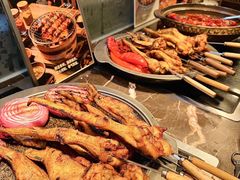 -广州万富希尔顿酒店·感趣自助餐厅·金秋蟹宴生蚝海鲜刺身
