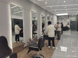 -TRIMS HAIR 修剪造型·烫染接发