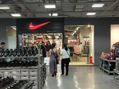 -上品折扣(回龙观店)