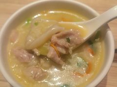 花胶鸡粥-粤仔湾砂锅粥(宜兴八佰伴店)