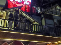 门面-哥老官重庆美蛙鱼头(西湖银泰十一哥店)