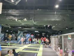 点击看大图 -反弹蹦床公园·亲子乐园·团建·派对(青岛融创茂店)