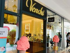 门面-VENCHI 闻绮(上海佛罗伦萨小镇店)
