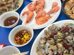 -老东镇啤酒屋海鲜加工·蒸汽海鲜·海鲜烧烤(台东店)