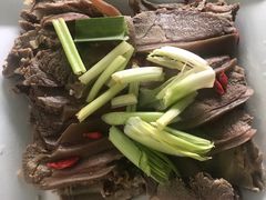 -墨脱石锅椰子鸡•香草鸭•东山羊(大东海店)