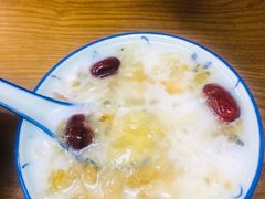 桃胶银耳西米露-一心甜汤(丹凤街店)