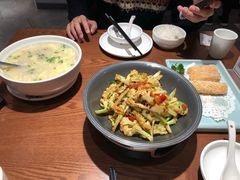 -吕氏疙瘩汤·新鲁菜(济南万象城店)