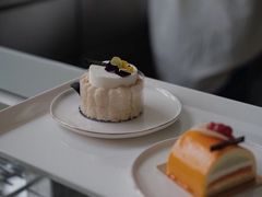 热带鸡尾酒椰子夏洛特-La Porte de Paris 巴黎之门法式甜品