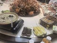 -霄汉牛三鲜湖北砂锅菜(万松园2店)