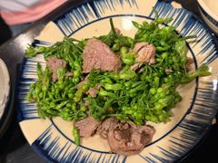 -Cuc Gach Quan Restaurant