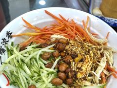 -牛一嘴·兰州牛肉面·大盘鸡(财富中心店)