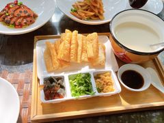 -金稼园·金平湖农家菜