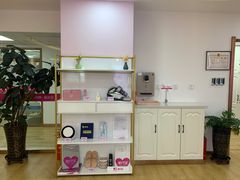 -爱月宝月嫂·育儿嫂(哈尔滨总店)