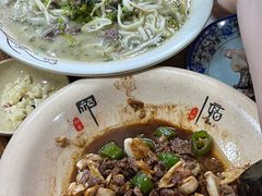 -何永光123鲜牛肉馆(1号店)