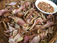 -江湖黑大兔(杨家坪店)