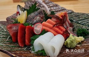 油墨鱼刺身