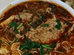 臭豆腐小锅米线-铁朋小锅米线(玉川巷店)