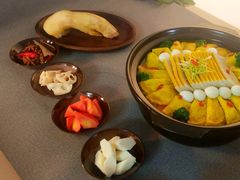 汉阴美食-谢师酒家