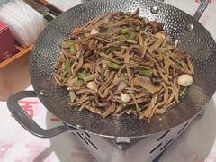 -堂瓦里·33年传统赣菜(第一街区店)