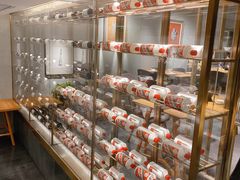 面包甜点陈列柜-一澜江宴·江景地标楚菜(江滩公园店)