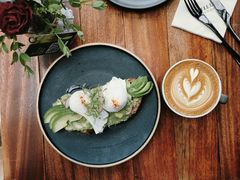 牛油果温泉蛋吐司-O'mills Sourdough Bakery&Bistro(永嘉路店)