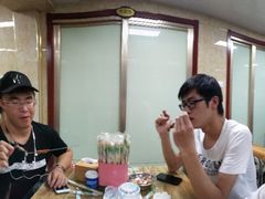 -亨利烧烤(理想山店)