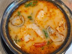 冬阴功汤-青檸泰 LIME THAI (财富购物中心店)