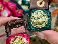 -VENCHI 闻绮(北京国贸商城店)