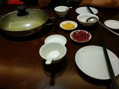 -一席地·本地鸡窝·杭帮鸡火锅(萧山银隆百货店)