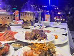 -云顶旋转自助景观餐厅