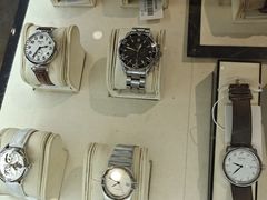 -沐渔二手奢侈品黄金手表包包回收·中古店(广州塔店)