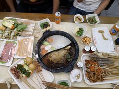 -宏姐串串香(宏伟路店)