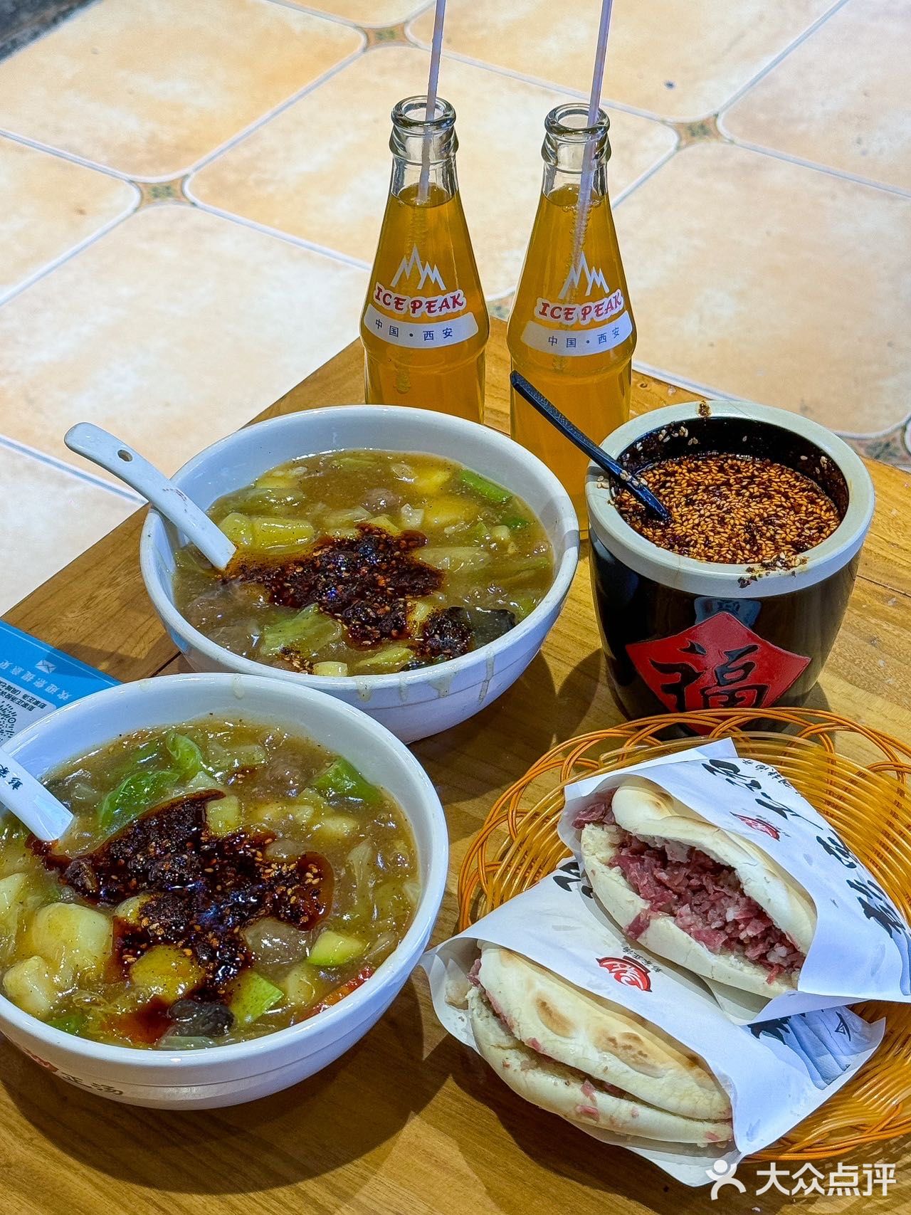 属于西安人的三秦早餐‼️咥一顿满足一整天
