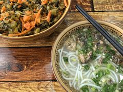 -正宗李家土鸡米线店