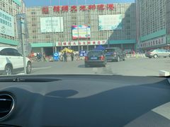 -锦绣大地生鲜食品厅(巨山路店)
