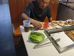 -新艺自助美食城(中山路店)