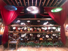 -老滇山寨•云南特色菜•地方菜•民族风情歌舞表演(金碧店)