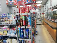 -便利蜂(河东区十一经路68号店)