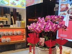 -阿瓦山寨·湘菜现炒·剁椒鱼头王(咸阳总店)