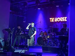 -TZ House音乐现场(茅台店)