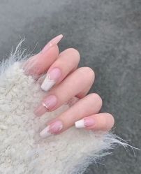 -悦指间美甲美睫