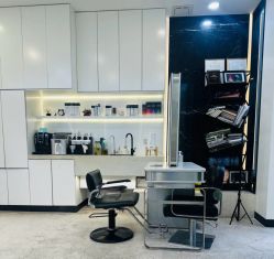 -a·f one hair salon