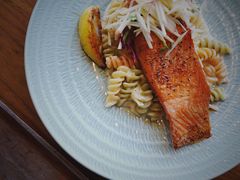 红花果香烤三文鱼-新元素(三里屯太古里南区)