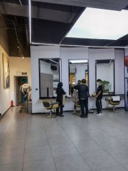 -CUT CUT Hair Salon