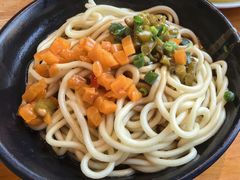 热干面-莲餐厅·湖北菜·潜江小龙虾店(愚园路店)