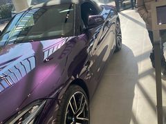 -上海宝信宝马4S店