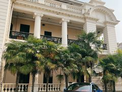 -Big House当代艺术中心