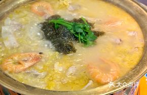 Northeastern Chinese Sour Cabbage Boiled with Pork Belly