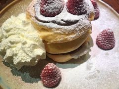 Nutella巧克力草莓松饼-MIKAKU(万达广场上海宝山店)