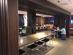 -麦当劳(乳山路店)